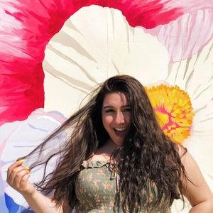 Meet your Posher, Alexandra